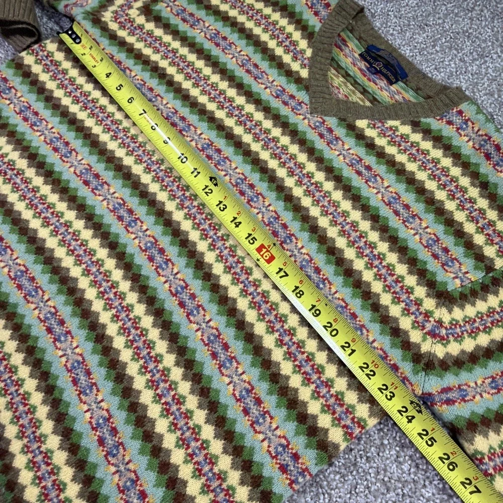 Tommy Hilfiger Lambswool V Neck Size XL Fair Isle Colorful Summer Essentials